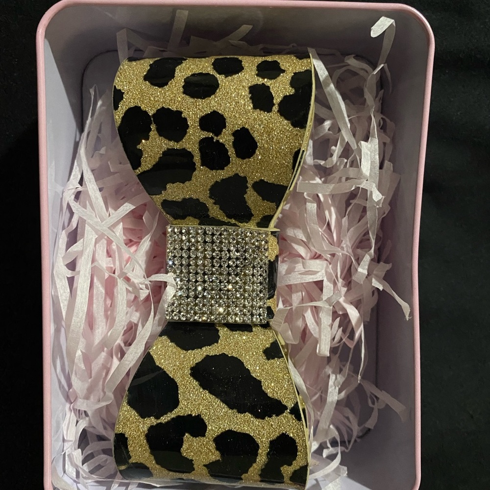 Leopard bow - Picture 3 of 3